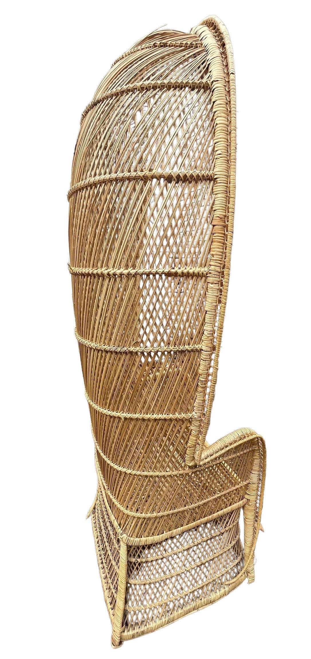 Peacock Chair — Rattan