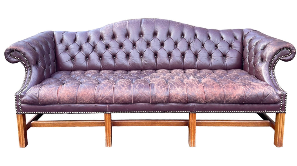 English — Chesterfield Leather Sofa