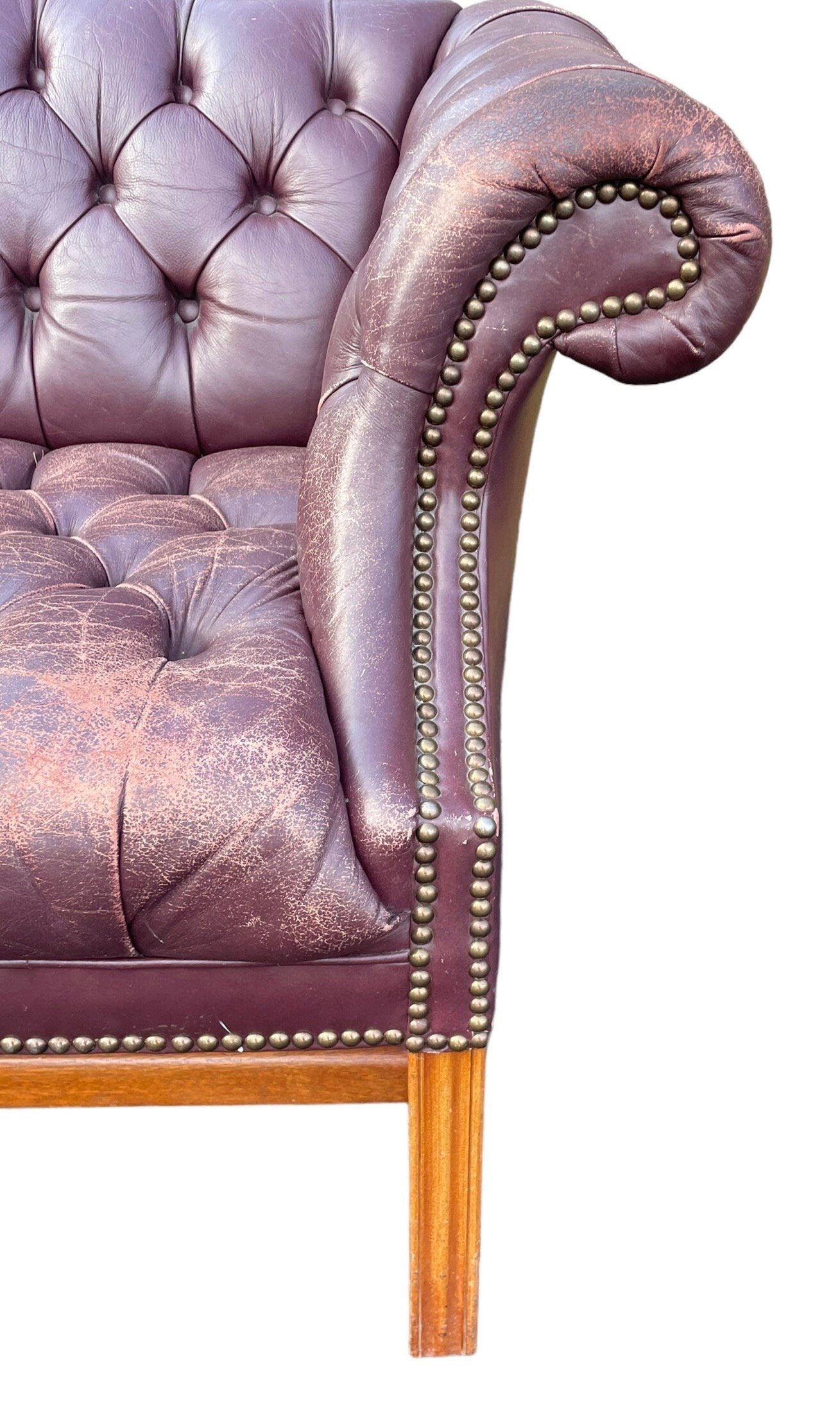 English Style Brown Leather Chesterfield Camelback Sofa with Brass Nailheads Distressed Vintage Leather Couch Sofa