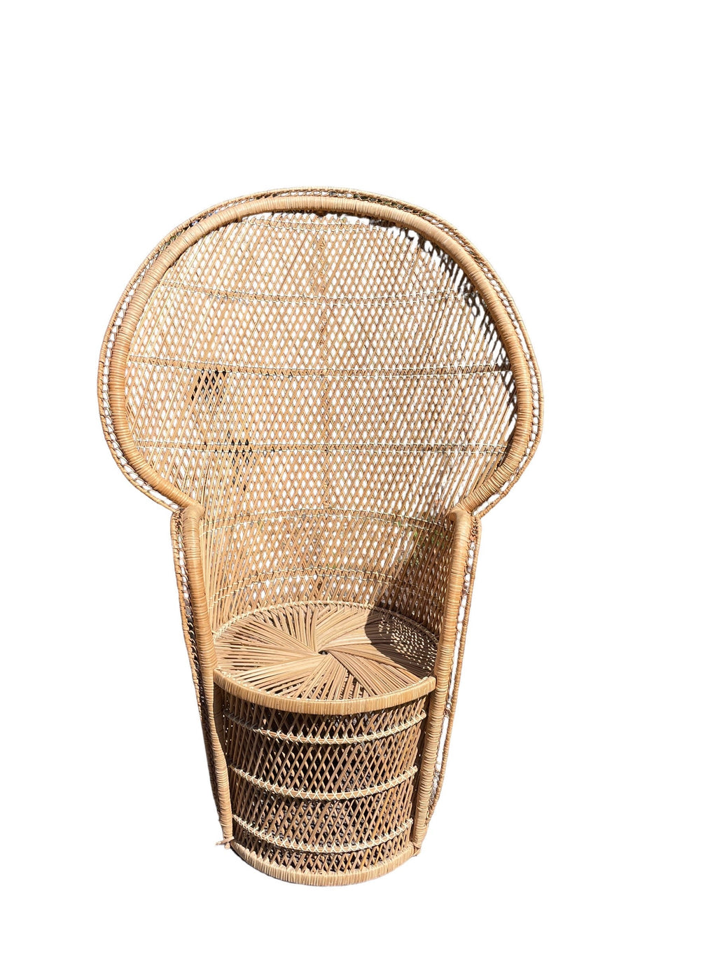Peacock Chair — Rattan