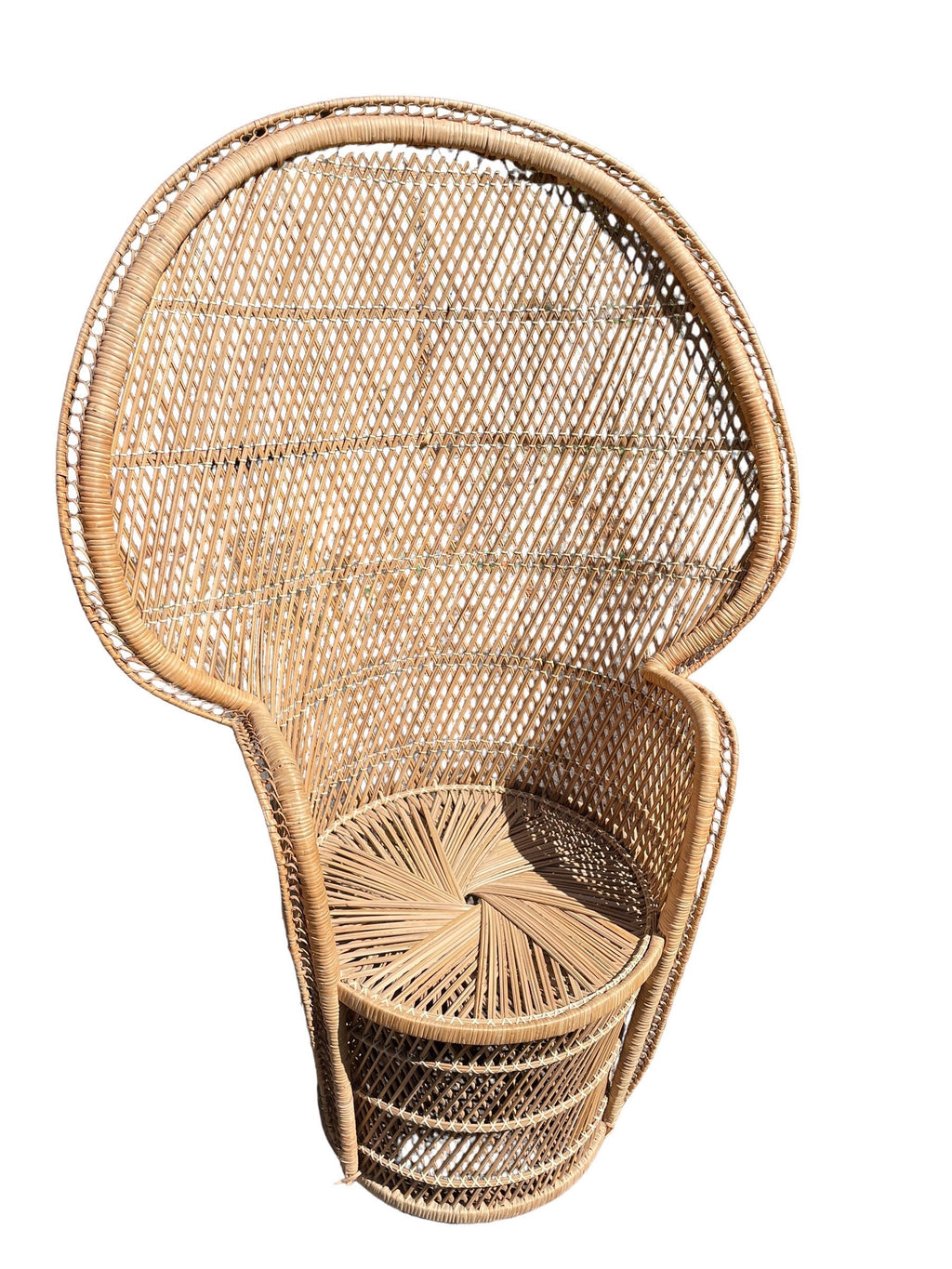 Peacock Chair — Rattan