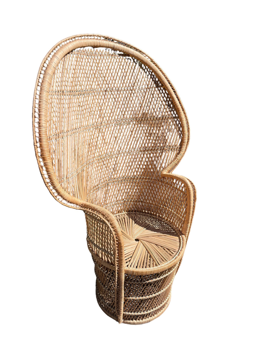 Peacock Chair — Rattan