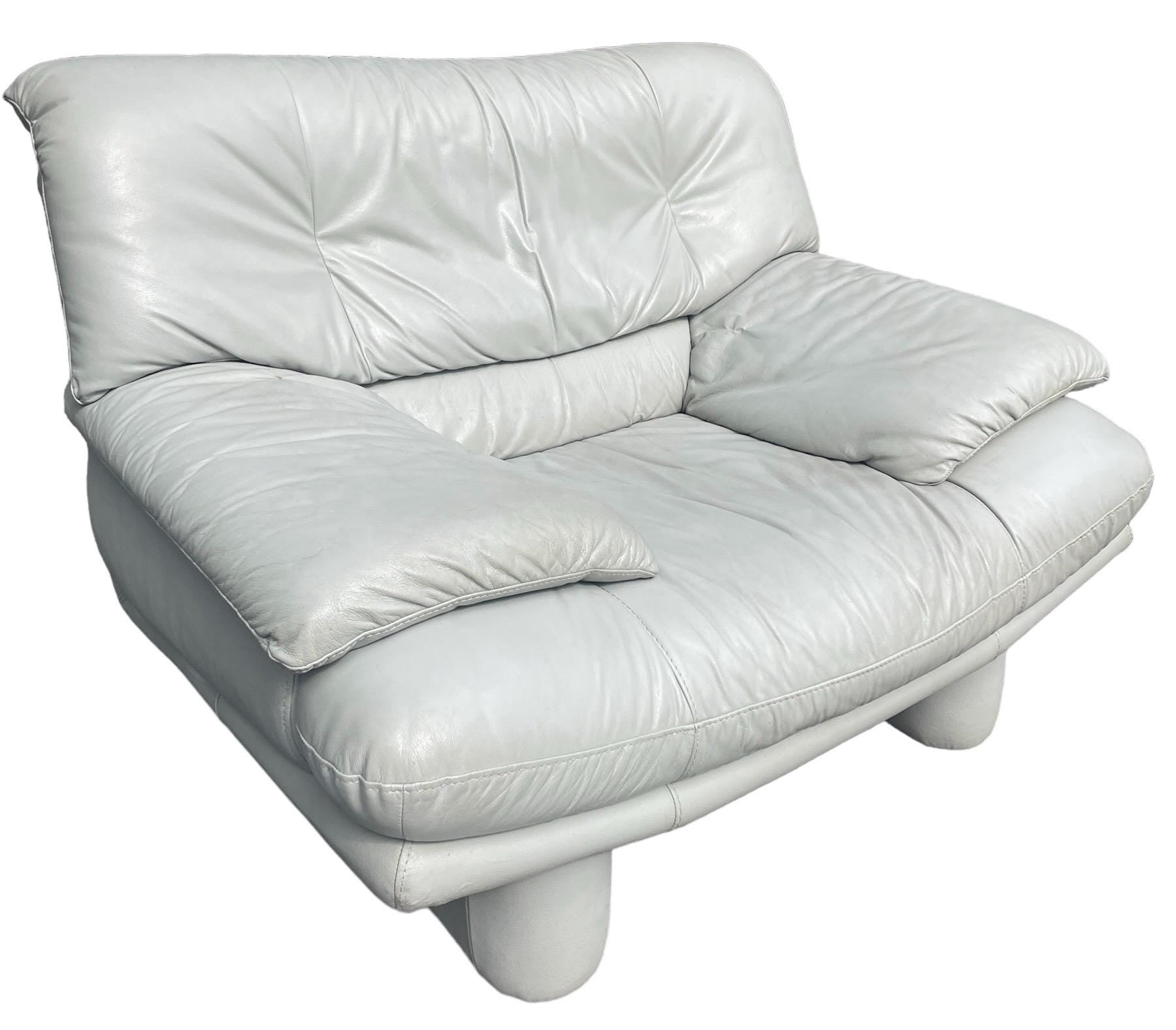 Nicoletti Salotti Style — Leather Armchair