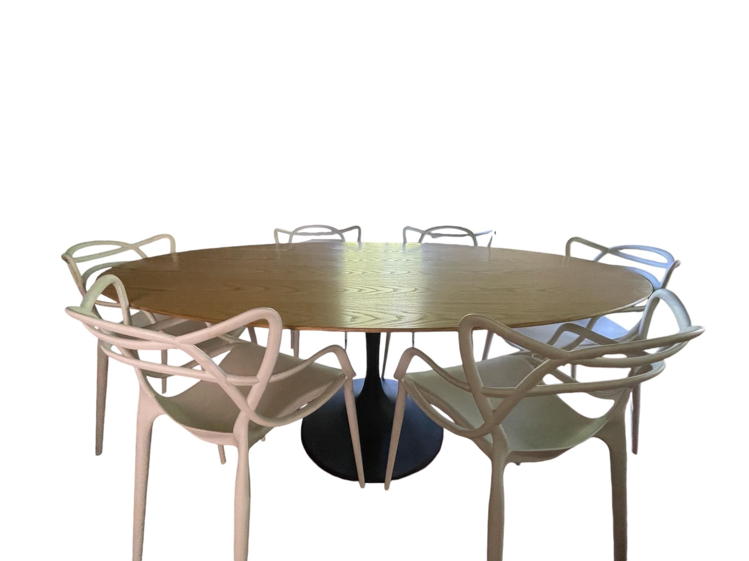 Saarinen Style — Oval Dining Table