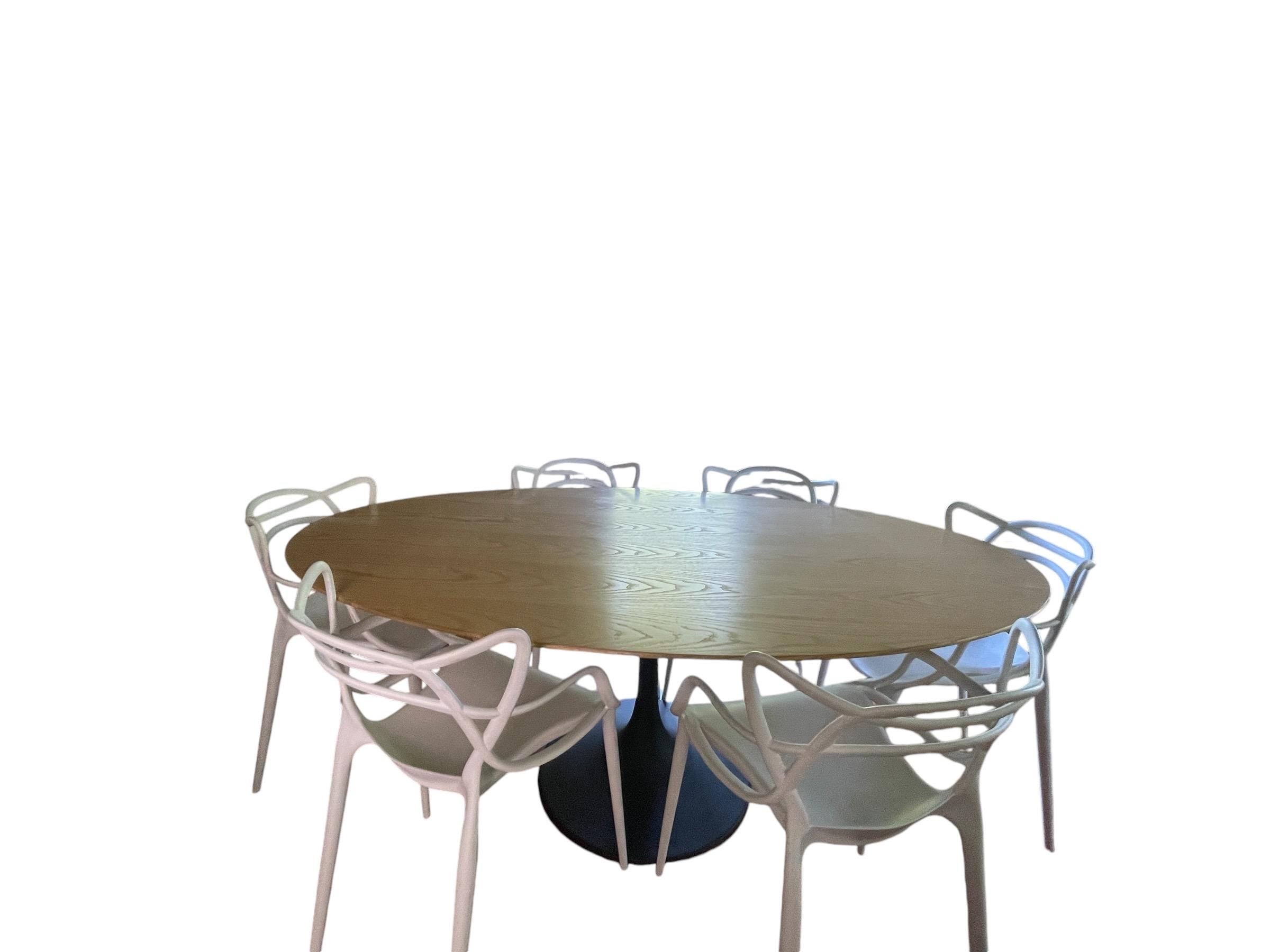 Saarinen Style — Oval Dining Table