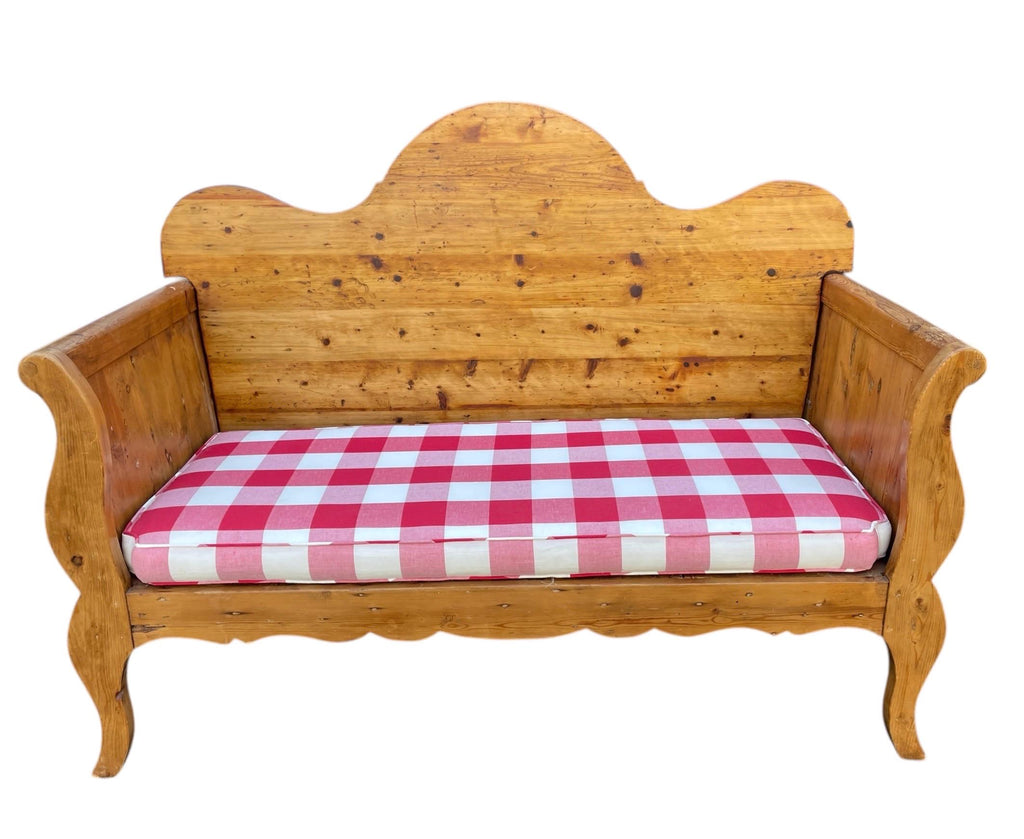 Settle Bench — Entry Bench