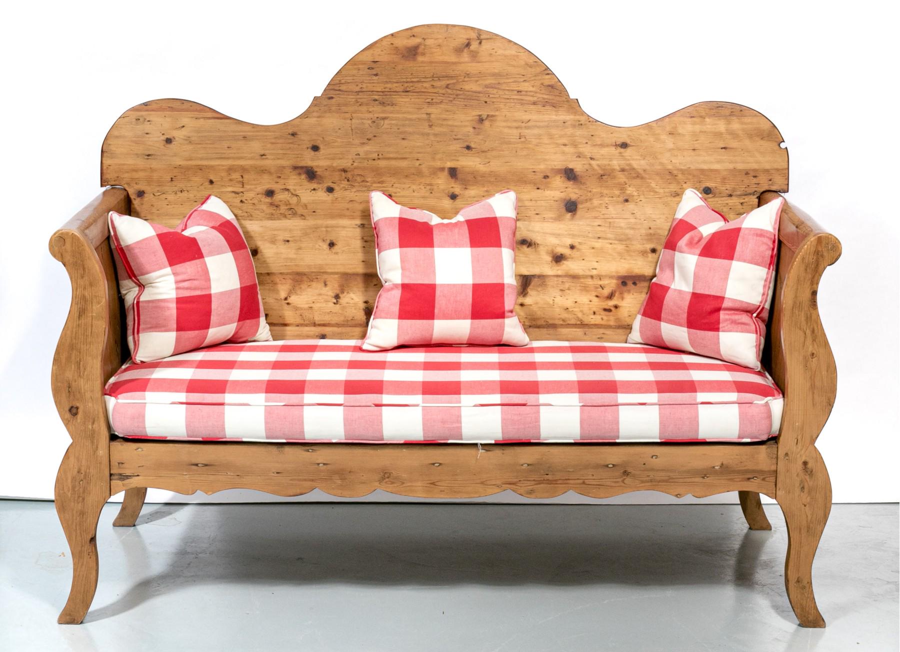 Settle Bench — Entry Bench