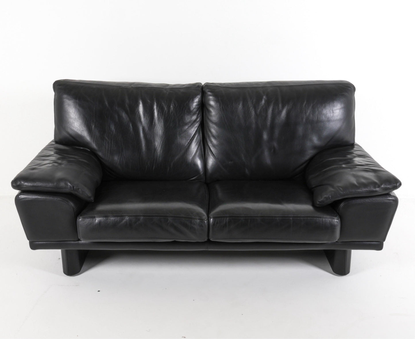 Black Leather Sofa Couch Postmodern Black Vintage Leather Postmodern Living Room Set Black Leather Sofa style of Roche Bobois Black Leather