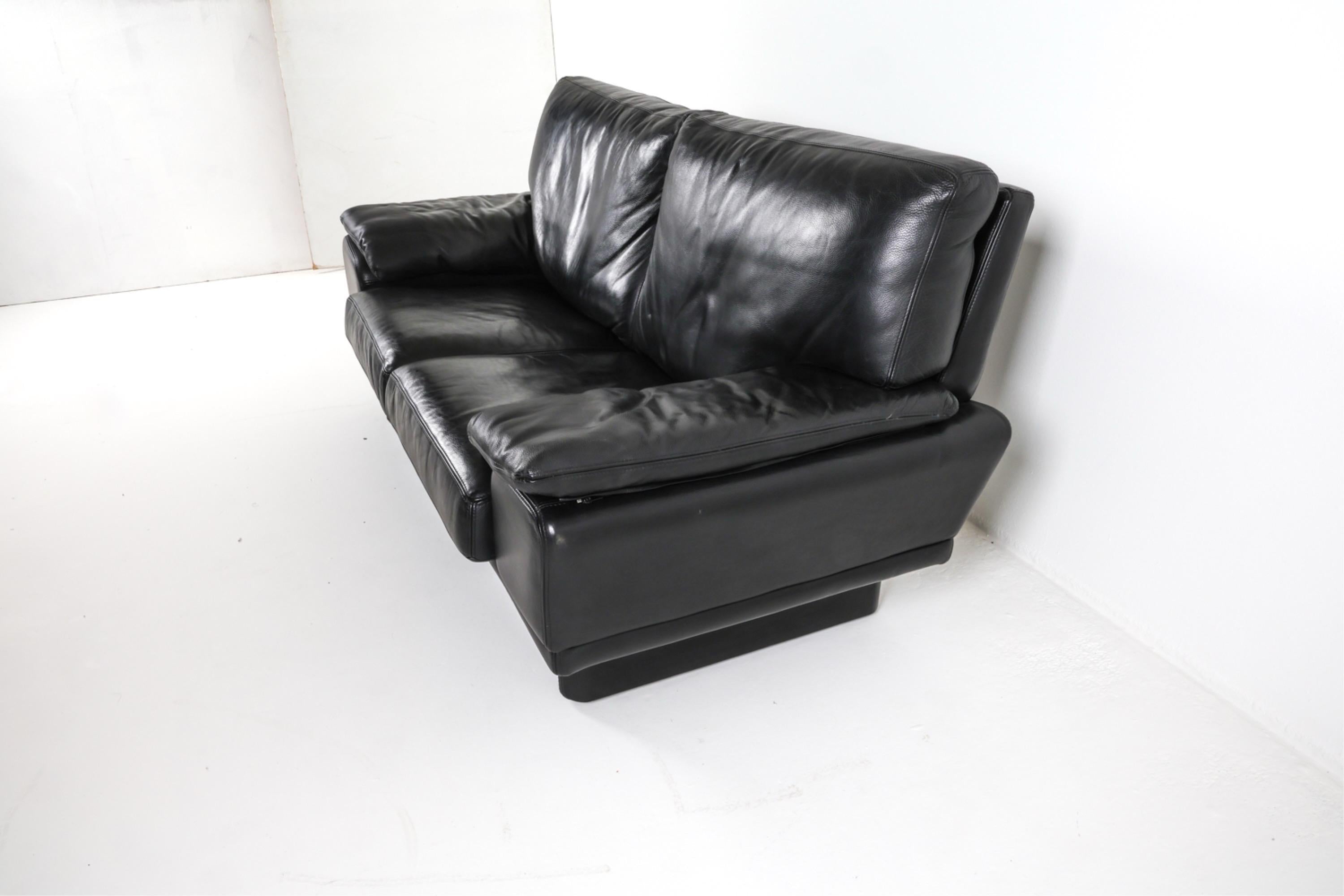 Vintage Black Leather Sofa, Postmodern Italian Couch