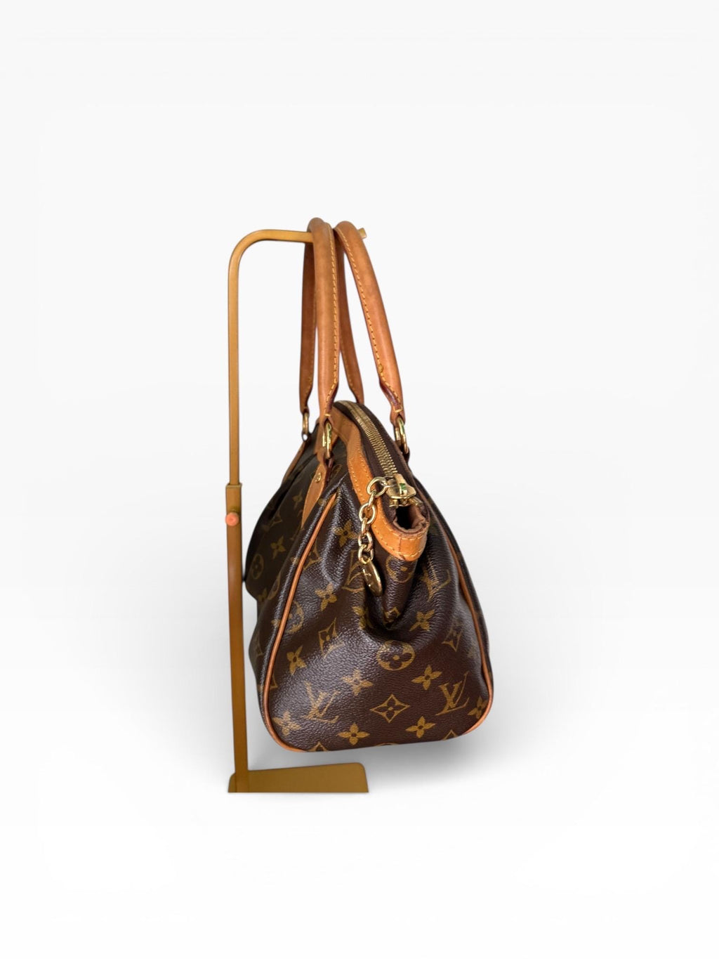 Louis Vuitton — Tivoli PM Bag