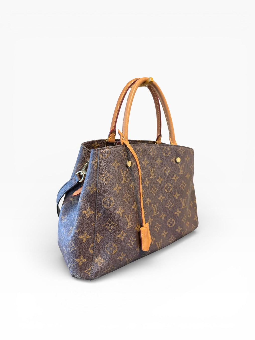 Louis Vuitton — Montaigne MM Bag
