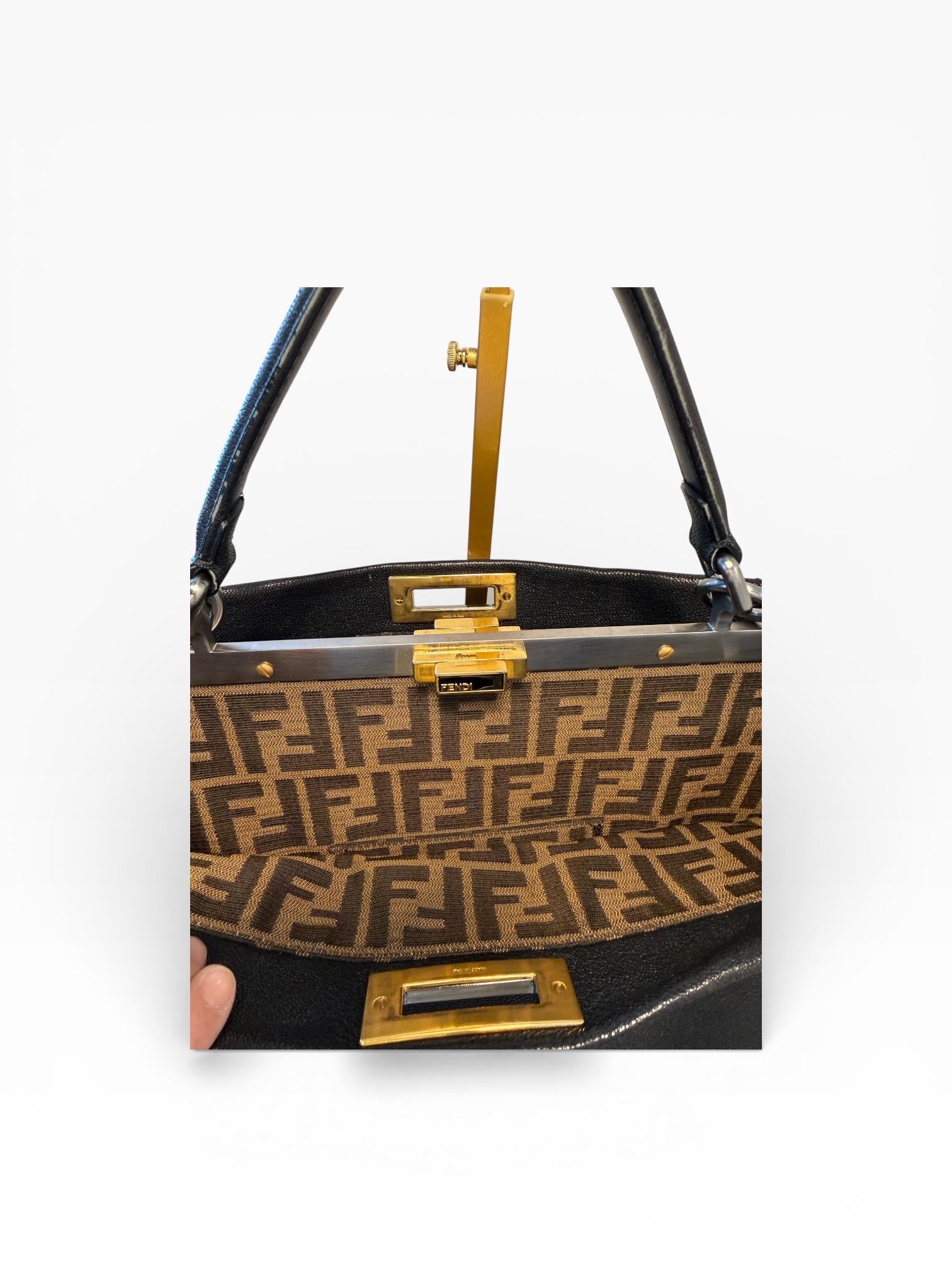 Fendi — Peekaboo Bag