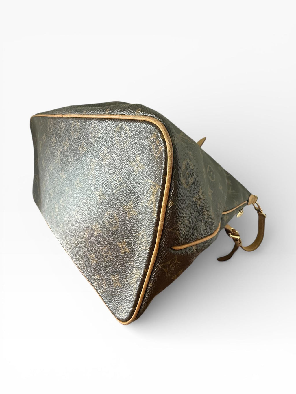 Louis Vuitton — Palermo GM Tote