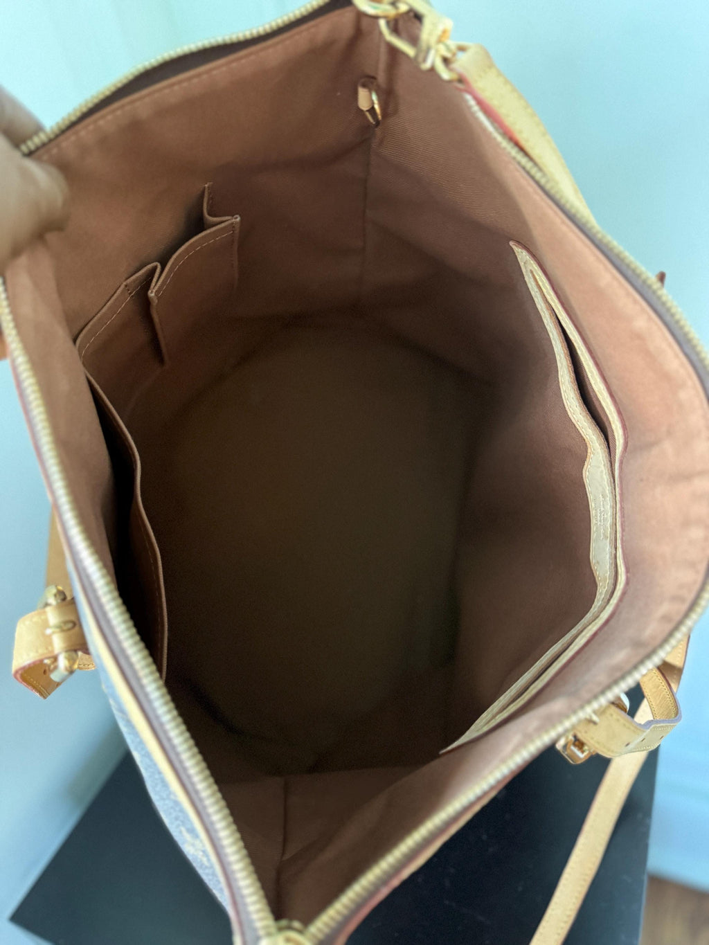Louis Vuitton — Palermo GM Tote