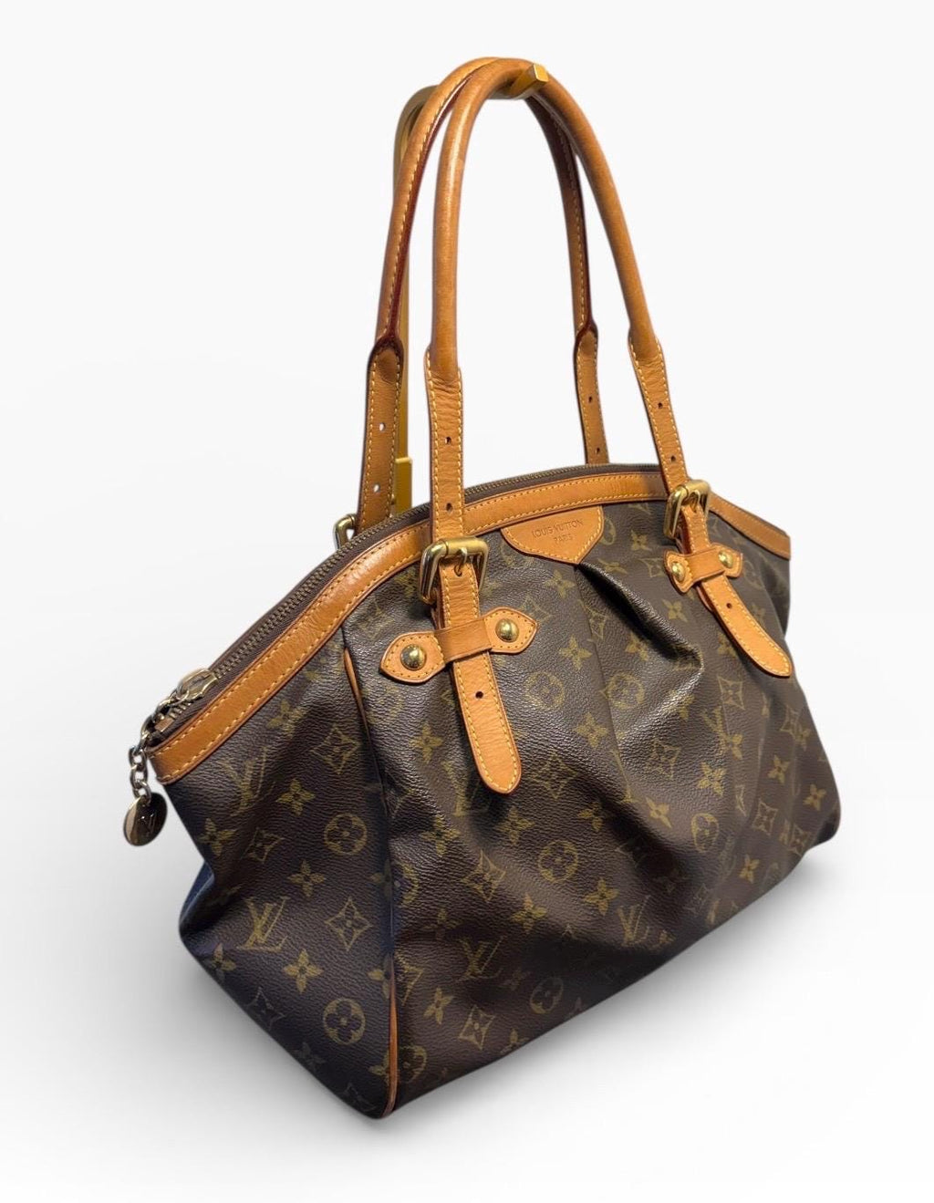 Louis Vuitton — Tivoli GM Tote