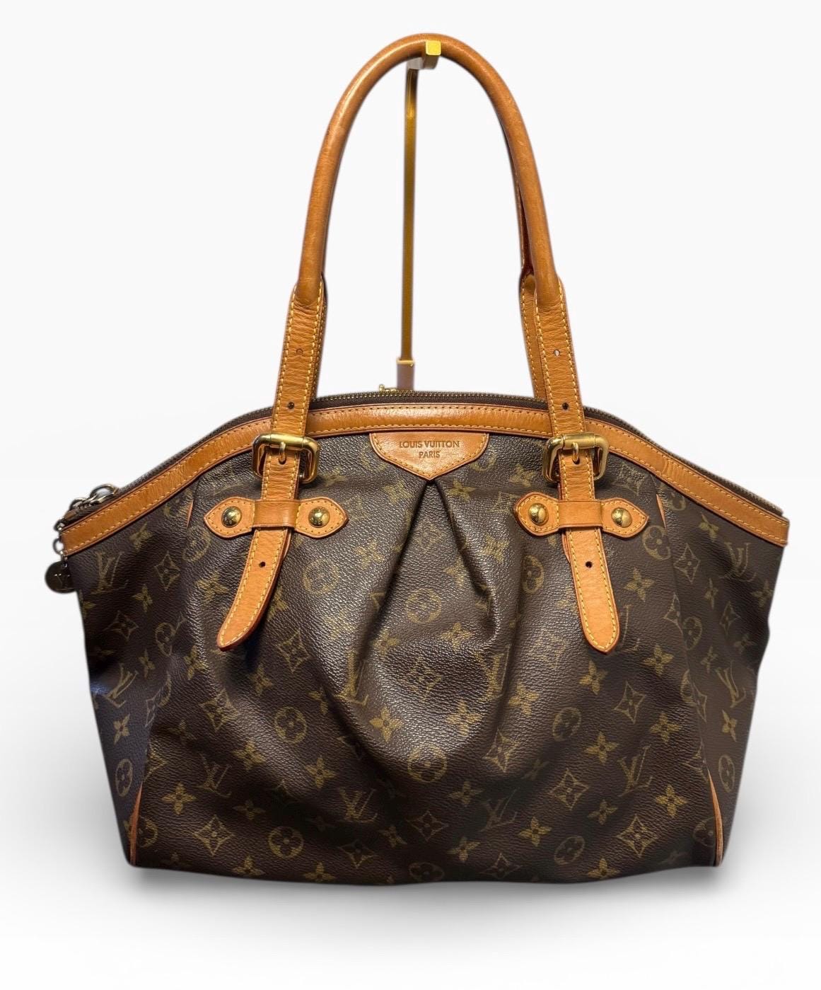 Louis Vuitton — Tivoli GM Tote