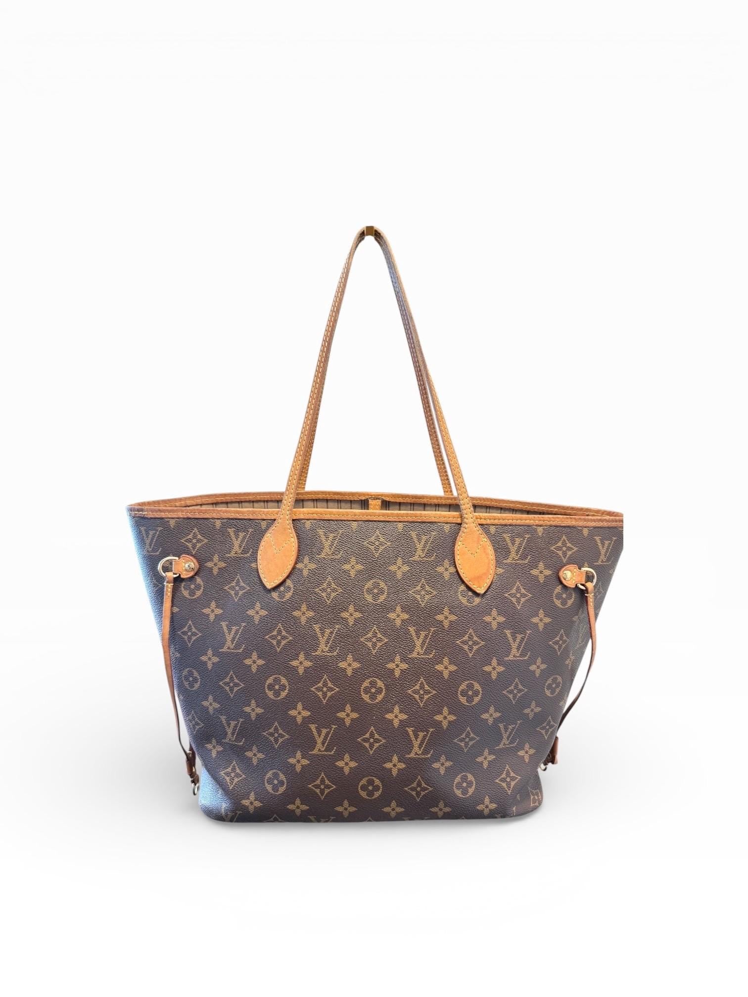Louis Vuitton — Neverfull MM Tote