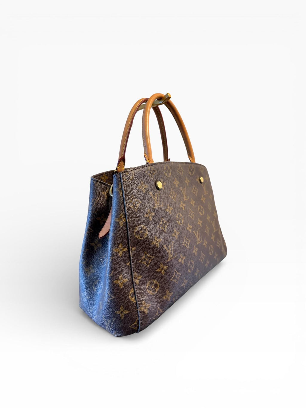 Louis Vuitton — Montaigne MM Bag