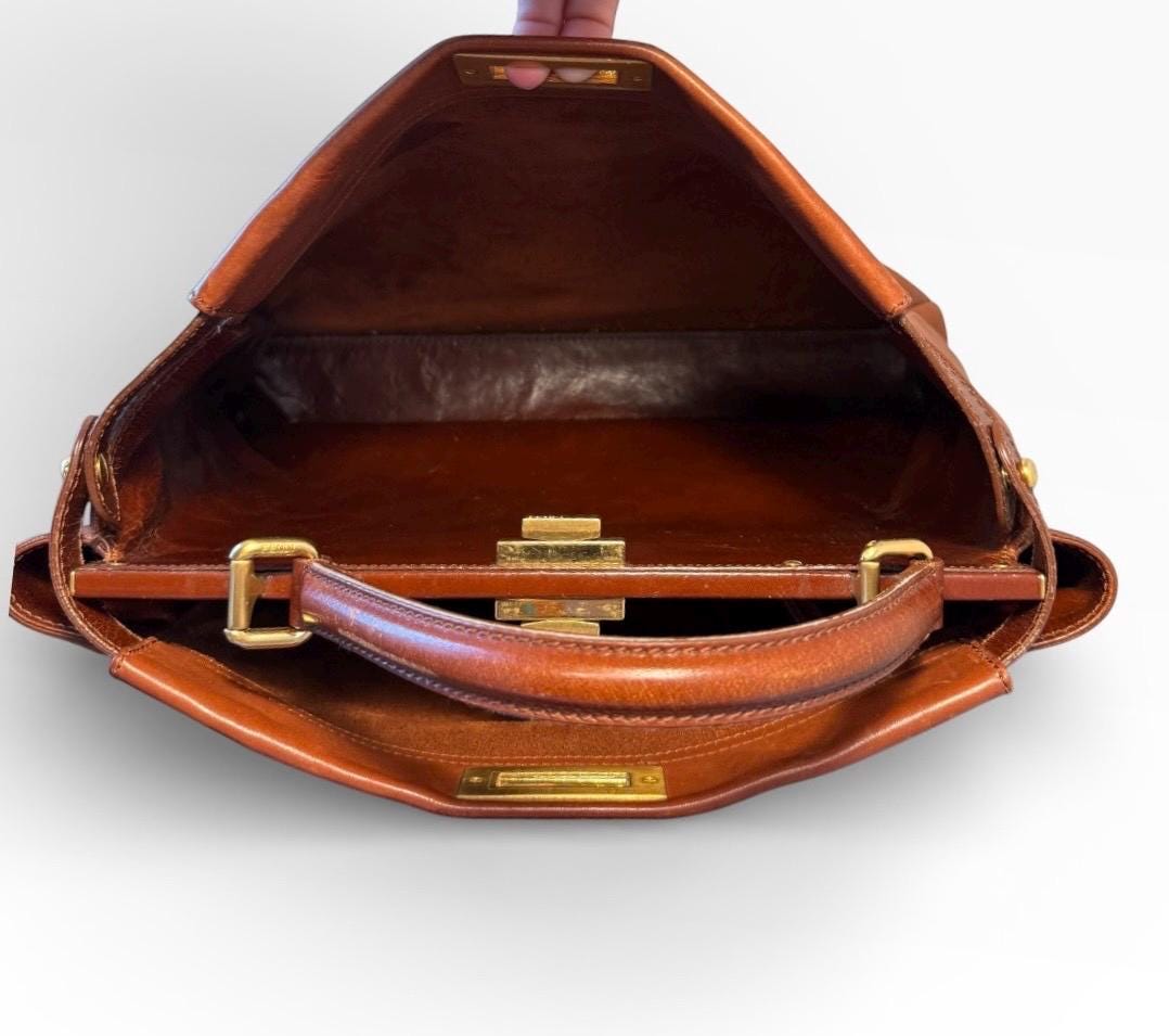 Fendi — Peekaboo Bag