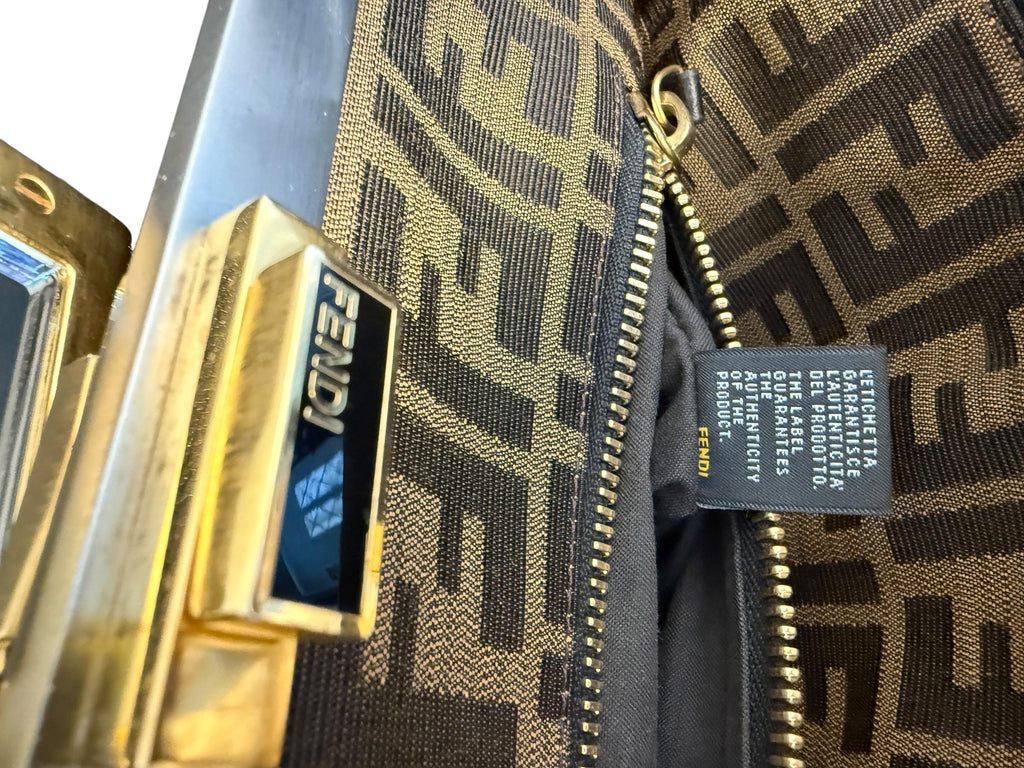 Fendi — Peekaboo Bag