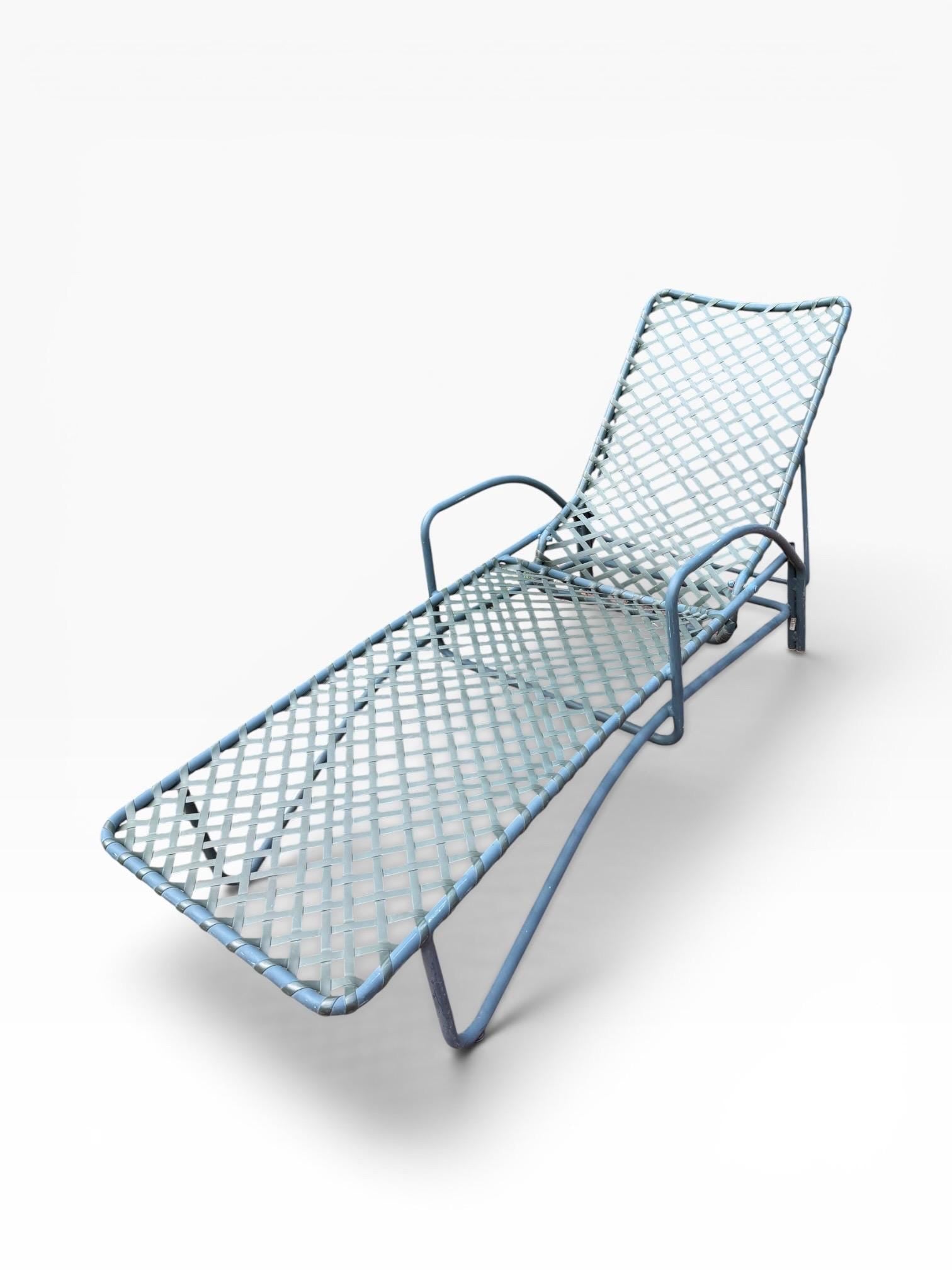 Brown Jordan Tamiami Chaise Vintage Outdoor Lounger Green Midcentury Modern Brown Jordan Minimalist Poolside Chaise